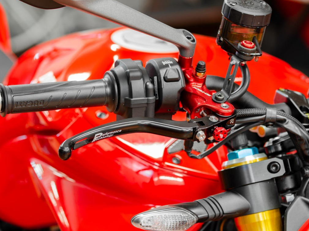 HPB - PERFORMANCE TECHNOLOGY Universal Brake Radial Master Cylinder "3D-Tech"