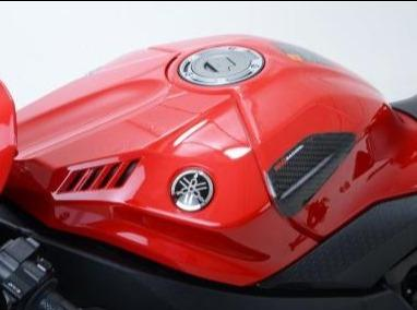 TS0030 - R&G RACING Yamaha YZF-R1 (15/20) Carbon Fuel Tank Protection Sliders