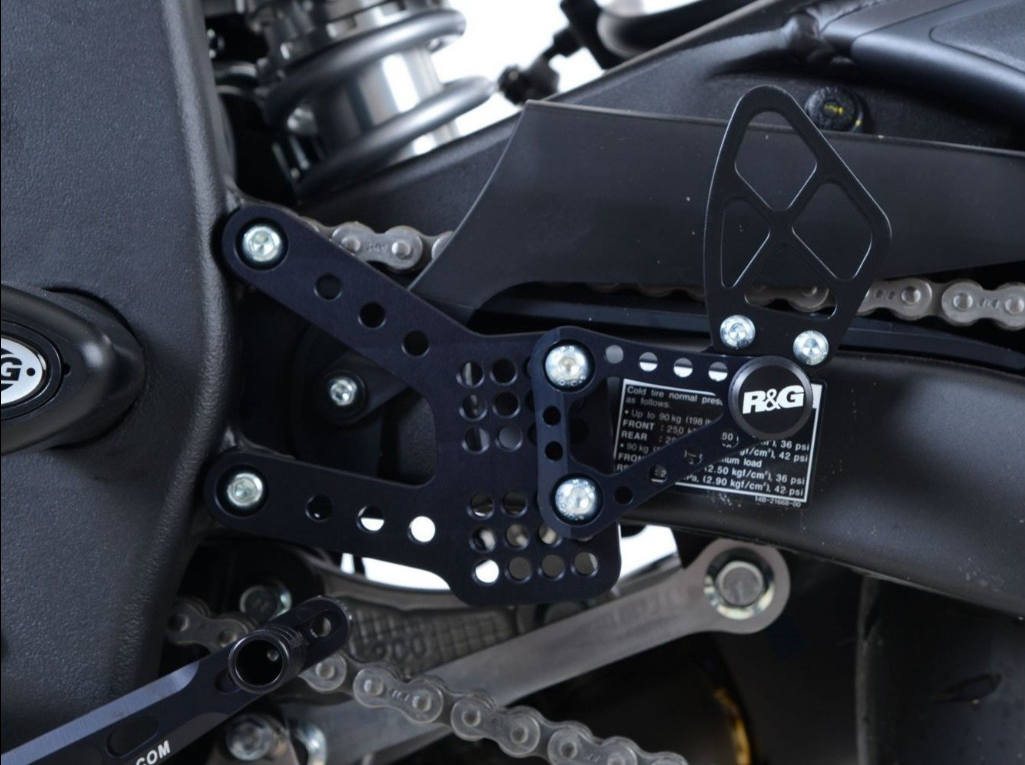 RSET09 - R&G RACING Yamaha YZF-R6 (06/16) Adjustable Rearsets