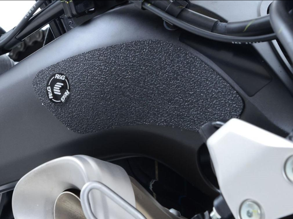 EZBG903 - R&G RACING Yamaha MT-09 / Tracer 900 / XSR900 Heel Guards Kit