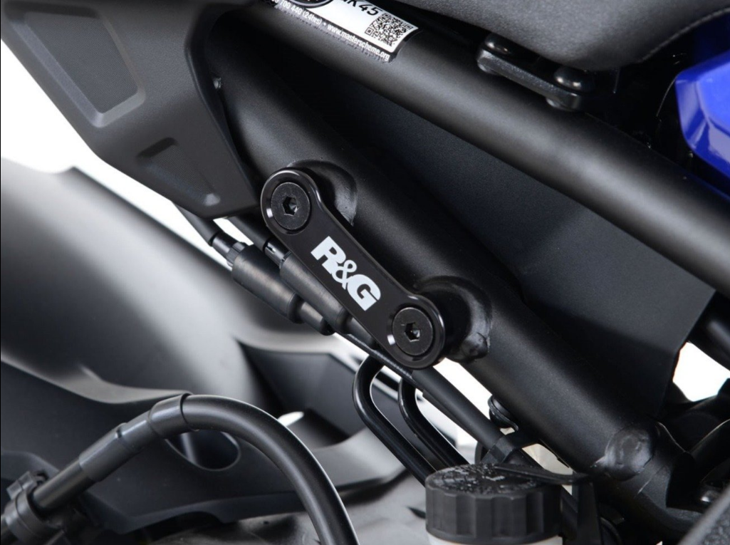BLP0060 - R&G RACING Yamaha MT-10 (2016+) Footrest Blanking Plates