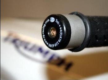 BE0021 - R&G RACING Triumph Daytona / Speed Triple Handlebar End Sliders