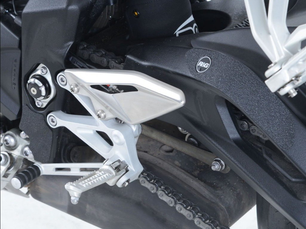 EZBG805 - R&G RACING Triumph Street Triple S / R / RS Heel Guard Kit