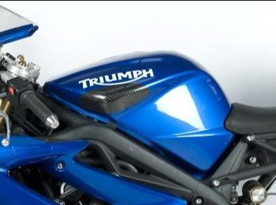 TS0002 - R&G RACING Triumph Daytona/Street Triple (06/12) Carbon Fuel Tank Protection Sliders