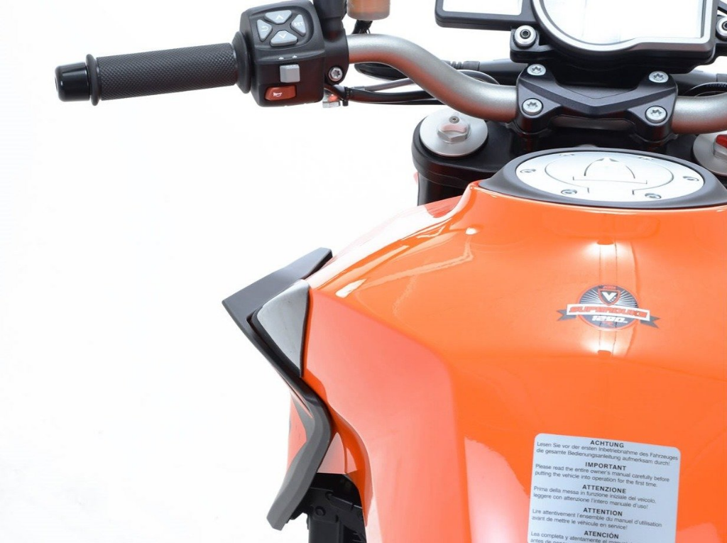 TS0020 - R&G RACING KTM 1290 Super Duke R (14/19) Carbon Fuel Tank Protection Sliders