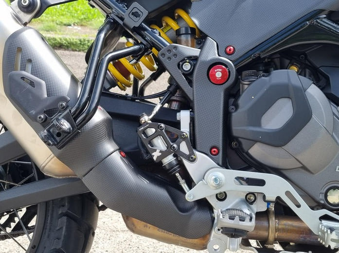 ZA241 - CNC RACING Ducati DesertX (2022+) Carbon Frame Side Lower Covers