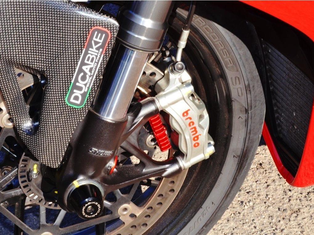 BPR01 - PERFORMANCE TECHNOLOGY Aprilia RSV4 Brake Plate Radiator