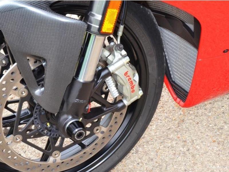 BPR01 - PERFORMANCE TECHNOLOGY Aprilia RSV4 Brake Plate Radiator