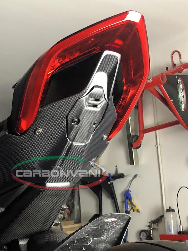 CARBONVANI Ducati Streetfighter V4 (2020+) Carbon License Plate Cap