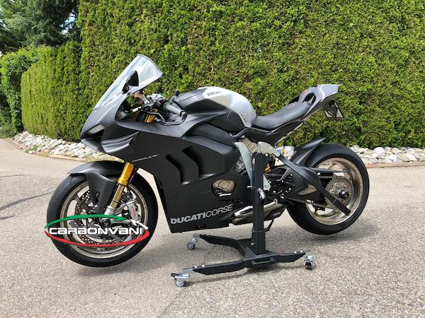 CARBONVANI Ducati Panigale V4 (2020+) Full Carbon Fairing Set (road version; 8 pcs)