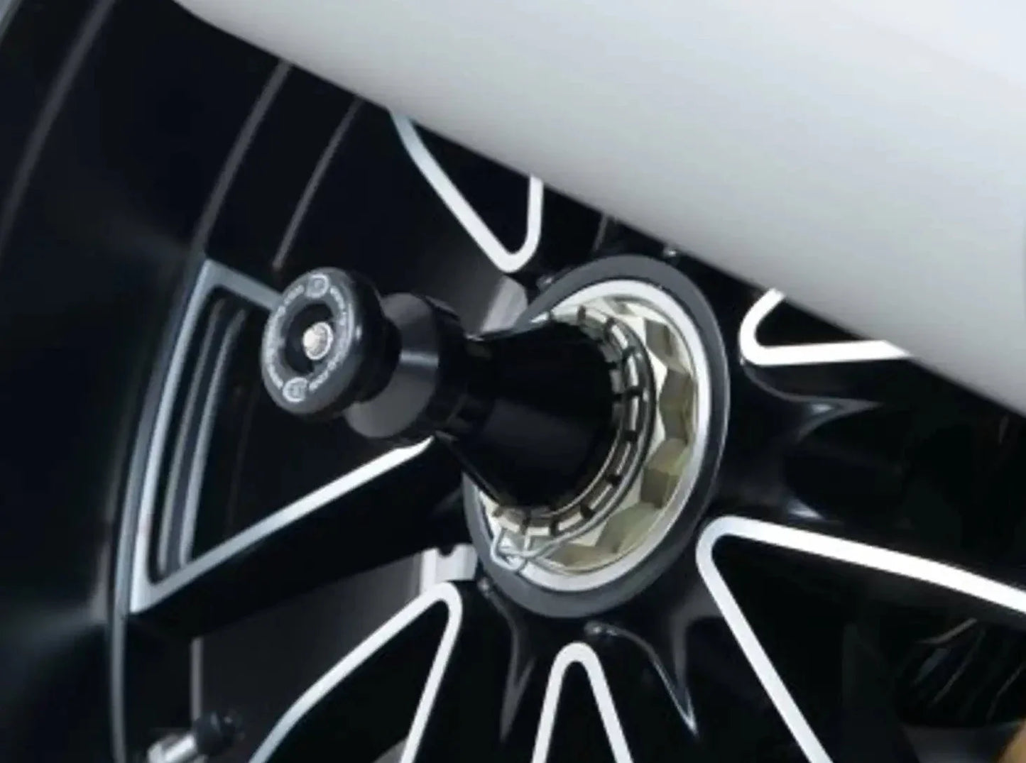 SS0034 - R&G RACING Ducati Diavel / 1260 / S / Strada Rear Wheel Sliders (paddock stand bobbins)