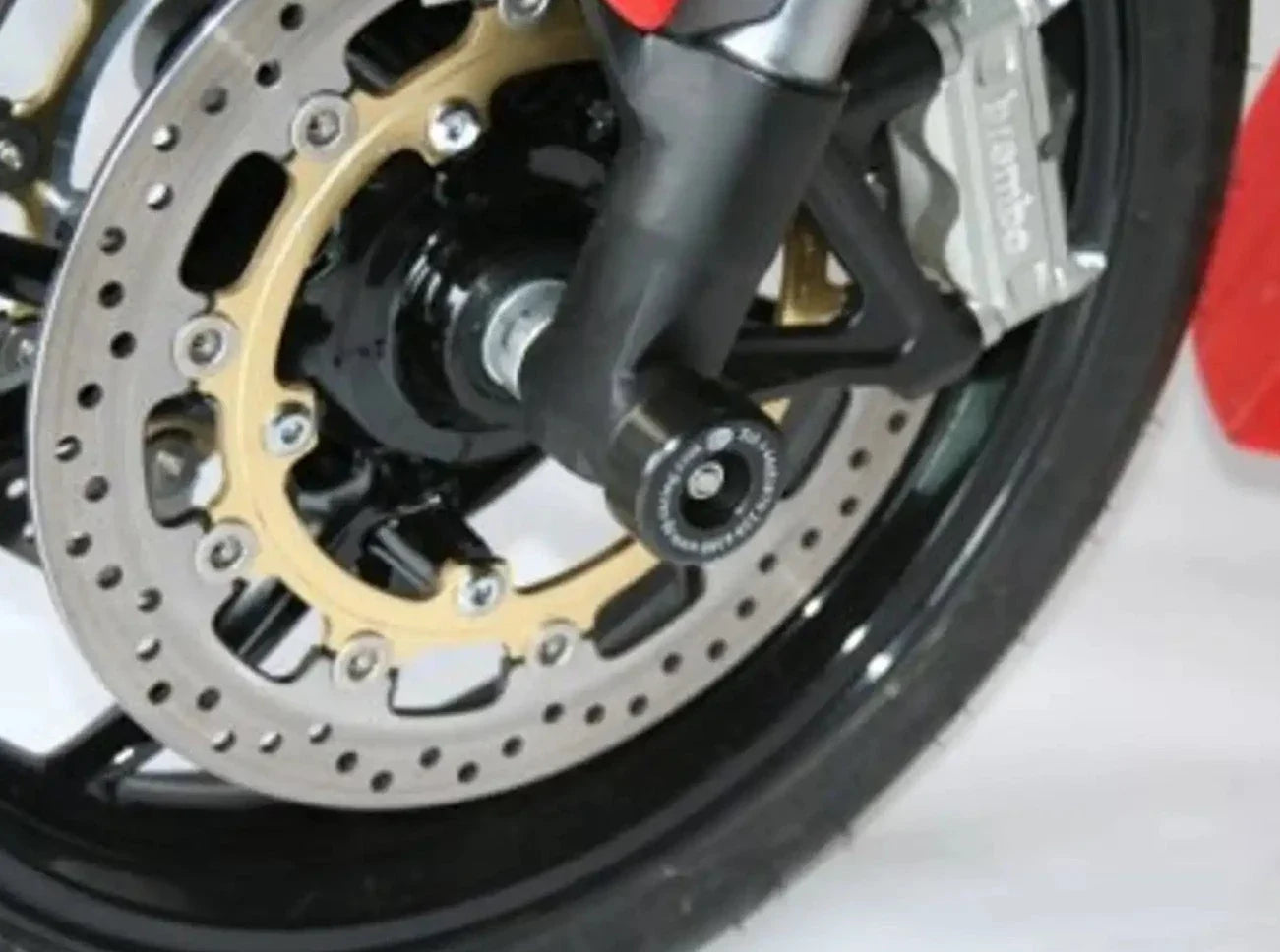 FP0032 - R&G RACING Triumph Tiger 1050 / Speed Triple Front Wheel Sliders