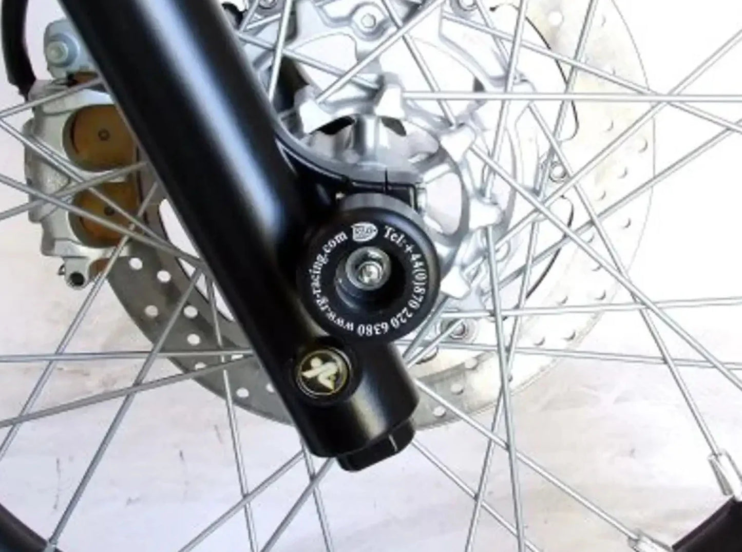 FP0031 - R&G RACING Yamaha XT660X / R / Z Tenere Front Wheel Sliders