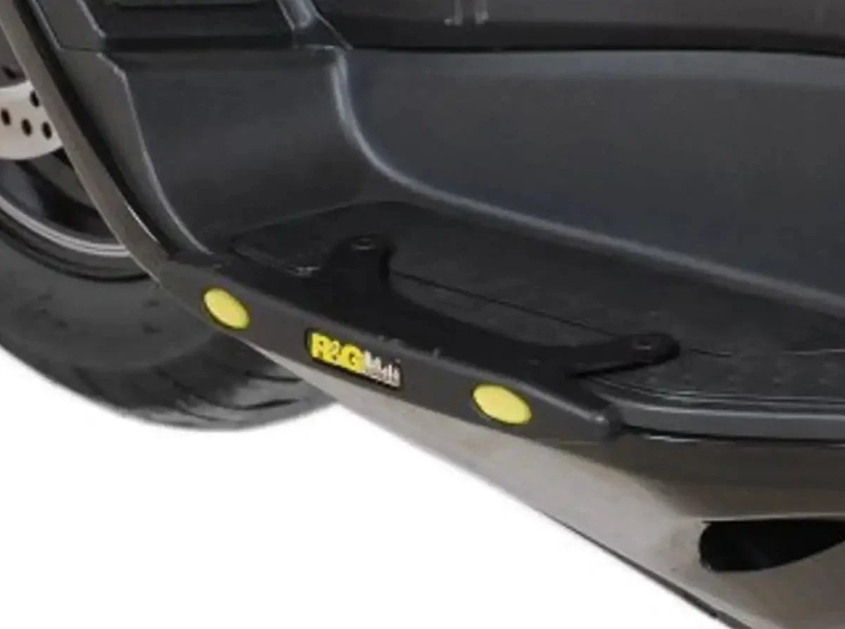 TP0010 - R&G RACING Suzuki Burgman 400 (12/17) Footboard Sliders (racing)
