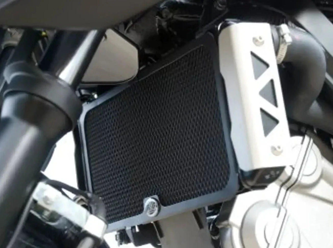 RAD0136 - R&G RACING Suzuki SV650 Radiator Guard