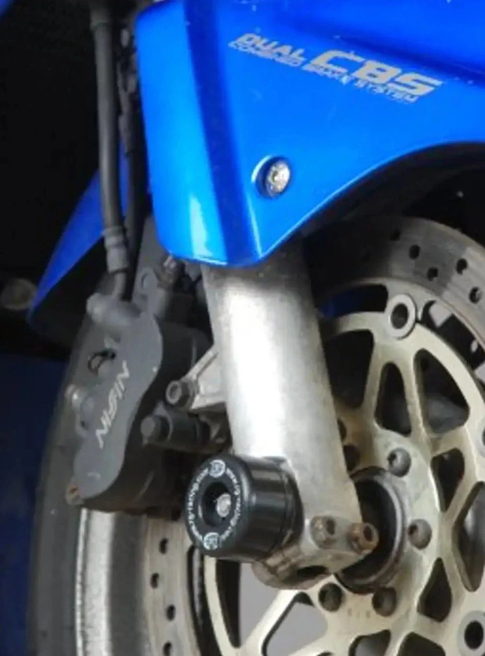 FP0134 - R&G RACING Honda CBR1100XX Blackbird Front Wheel Sliders