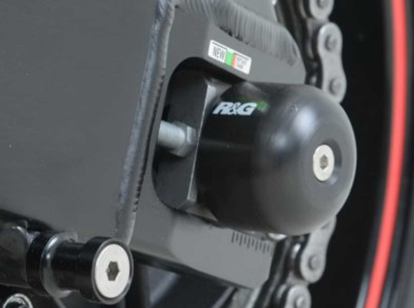 SP0050 - R&G RACING Suzuki GSX-R600 / 750 / 1000 Rear Wheel Sliders (swingarm)