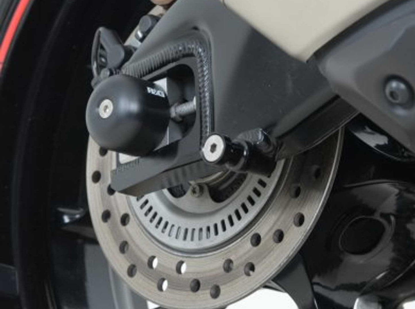 SP0050 - R&G RACING Suzuki GSX-R600 / 750 / 1000 Rear Wheel Sliders (swingarm)