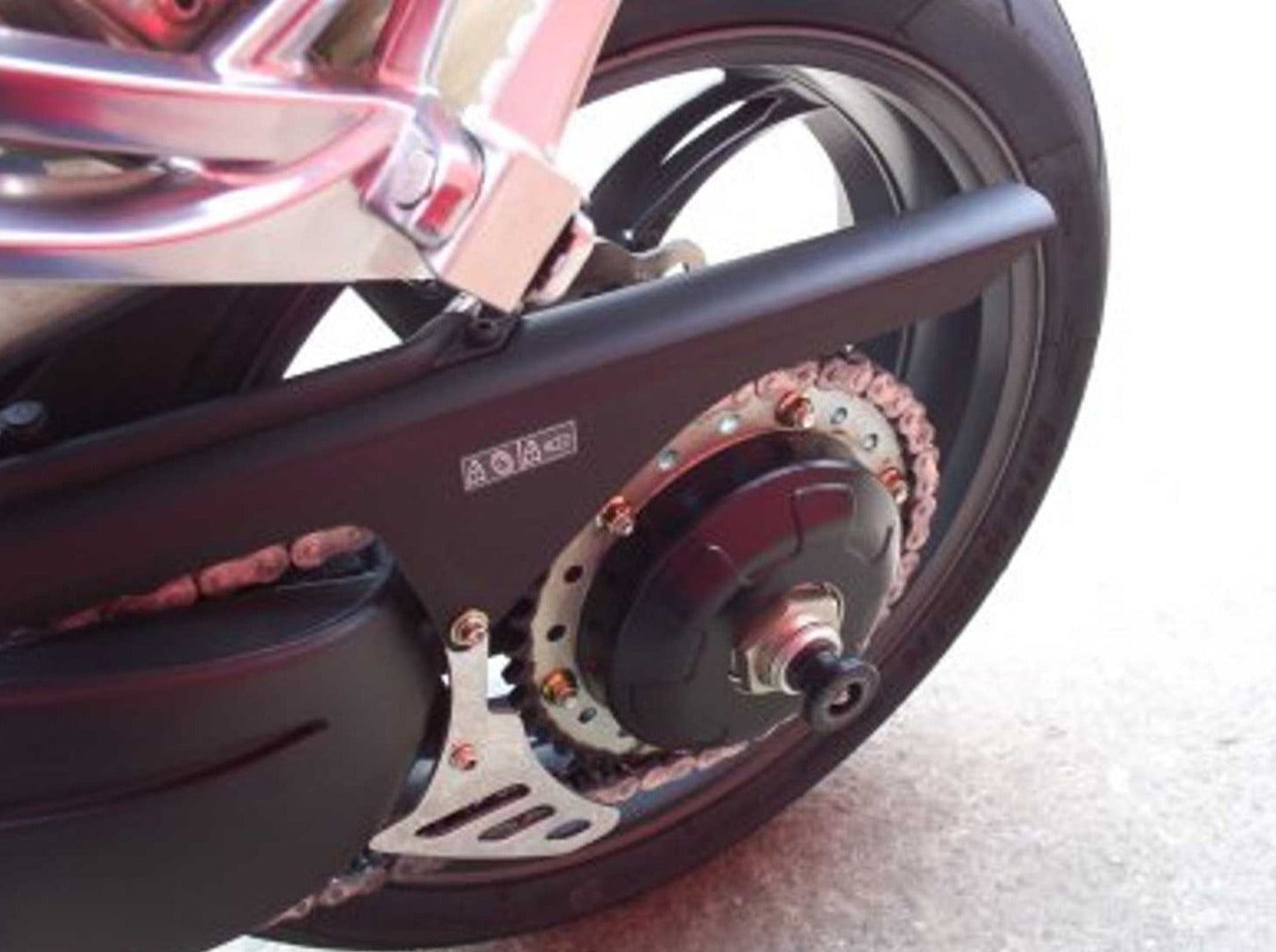 SS0001 - R&G RACING Triumph Daytona / Speed Four Rear Wheel Sliders (paddock stand bobbins)