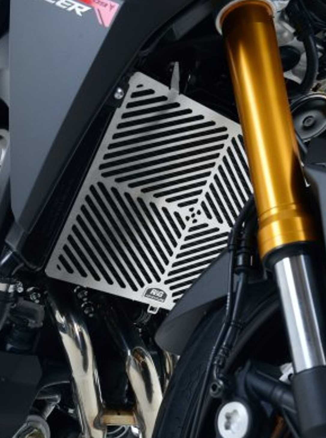 SRG0020 - R&G RACING Yamaha MT-09 / Tracer 900 / XSR900 (14/20) Radiator Guard (steel)