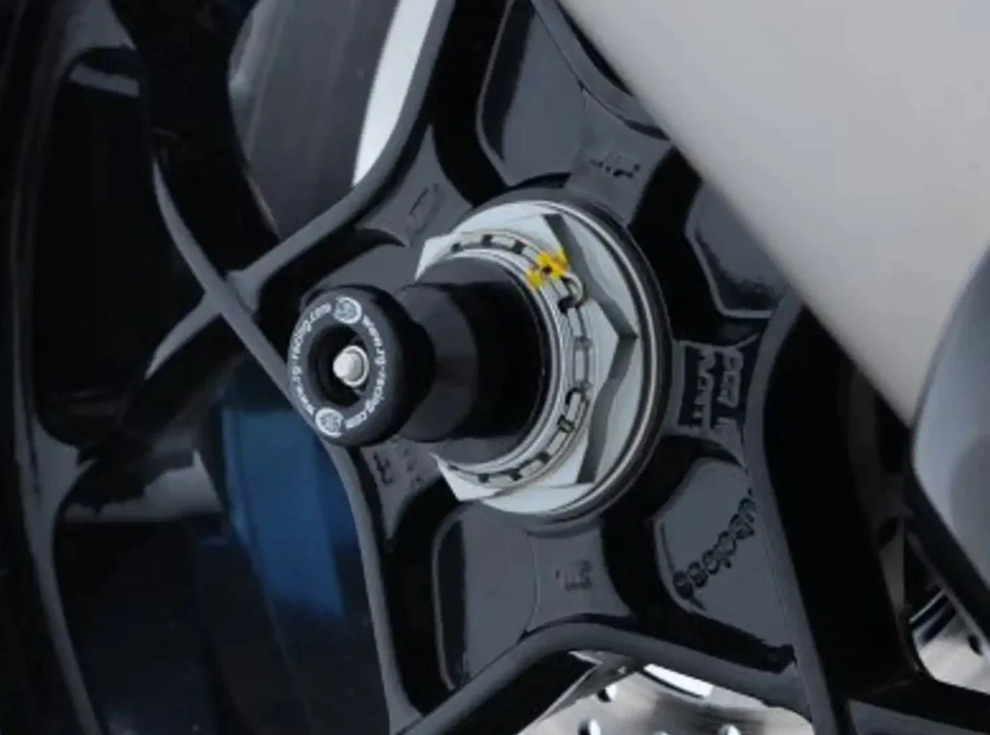 SS0041 - R&G RACING KTM 1290 Super Duke R / GT Rear Wheel Sliders (paddock stand bobbins)