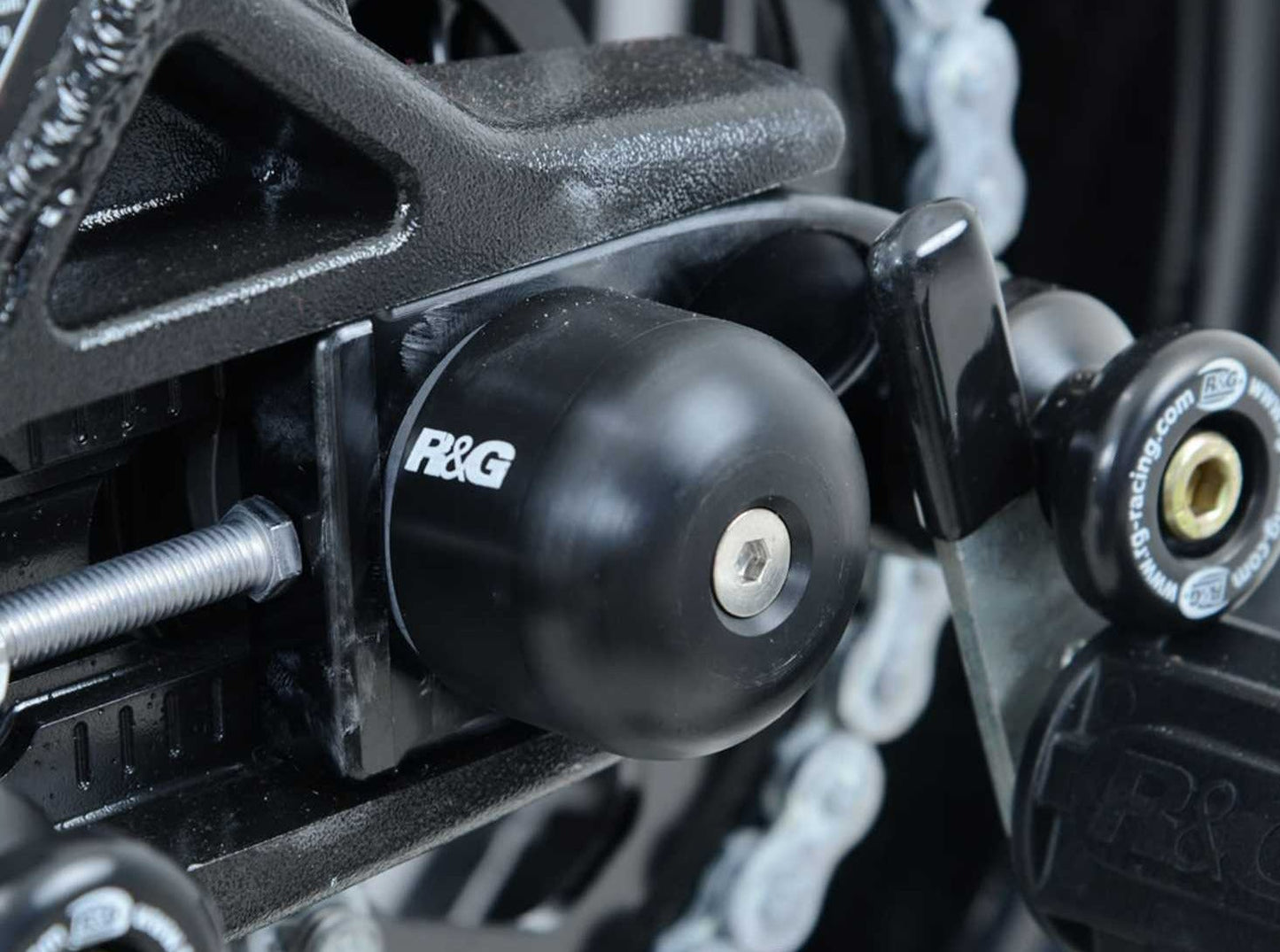 SP0057 - R&G RACING BMW / Suzuki / Yamaha Rear Wheel Sliders (swingarm)