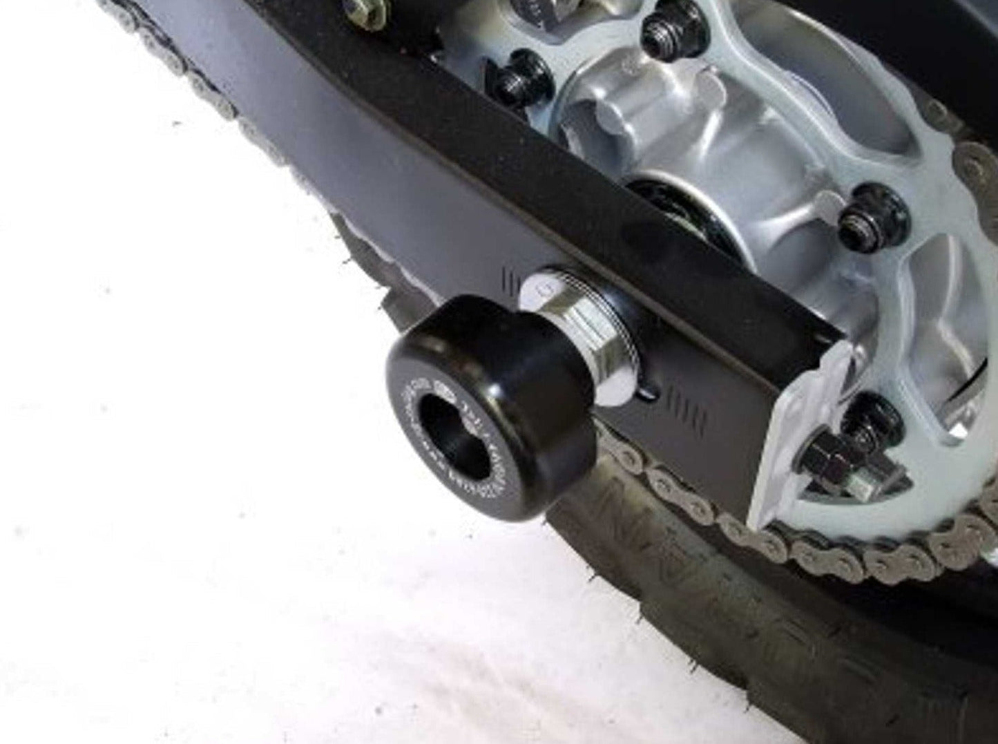SP0008 - R&G RACING Yamaha XT660X / R / Z Tenere Rear Wheel Sliders (swingarm)