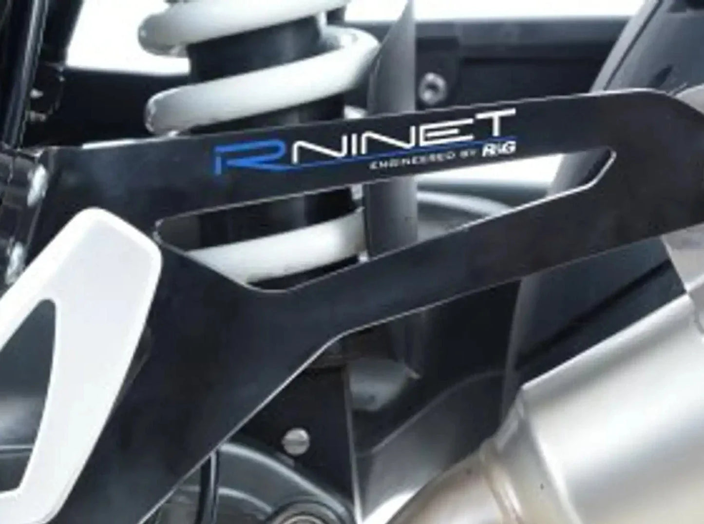 EH0060 - R&G RACING BMW R nineT (14/18) Exhaust Hanger