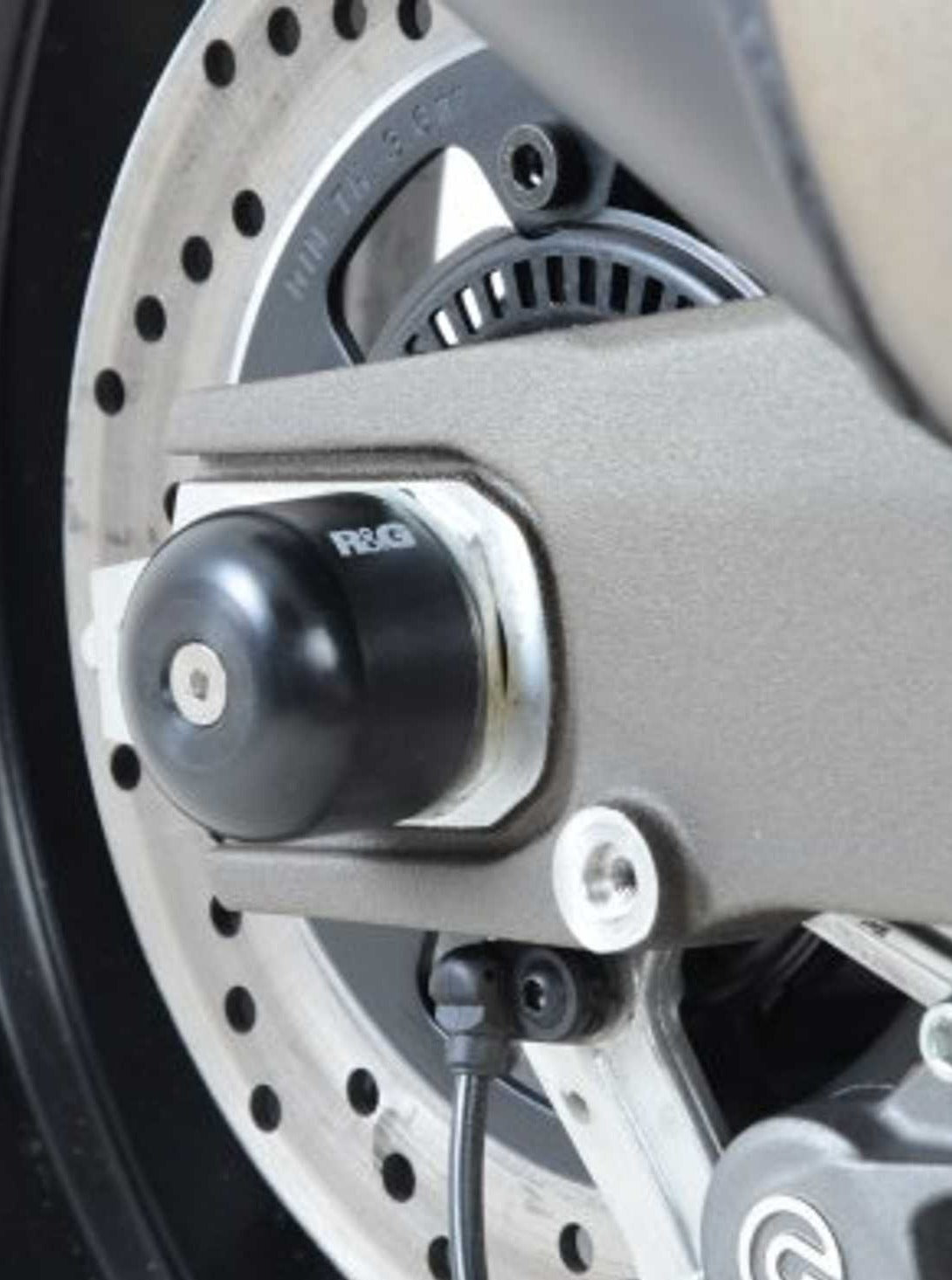 SP0061 - R&G RACING Ducati Monster 821 (14/18) Rear Wheel Sliders (swingarm)