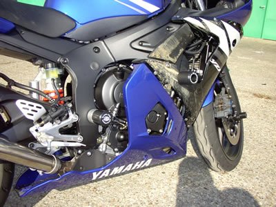 CP0093 - R&G RACING Yamaha YZF-R6 (03/04) Frame Crash Protection Sliders "Classic"
