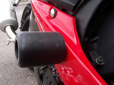 CP0093 - R&G RACING Yamaha YZF-R6 (03/04) Frame Crash Protection Sliders "Classic"