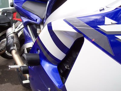 CP0043 - R&G RACING Yamaha YZF-R1 (00/01) Frame Crash Protection Sliders "Classic"