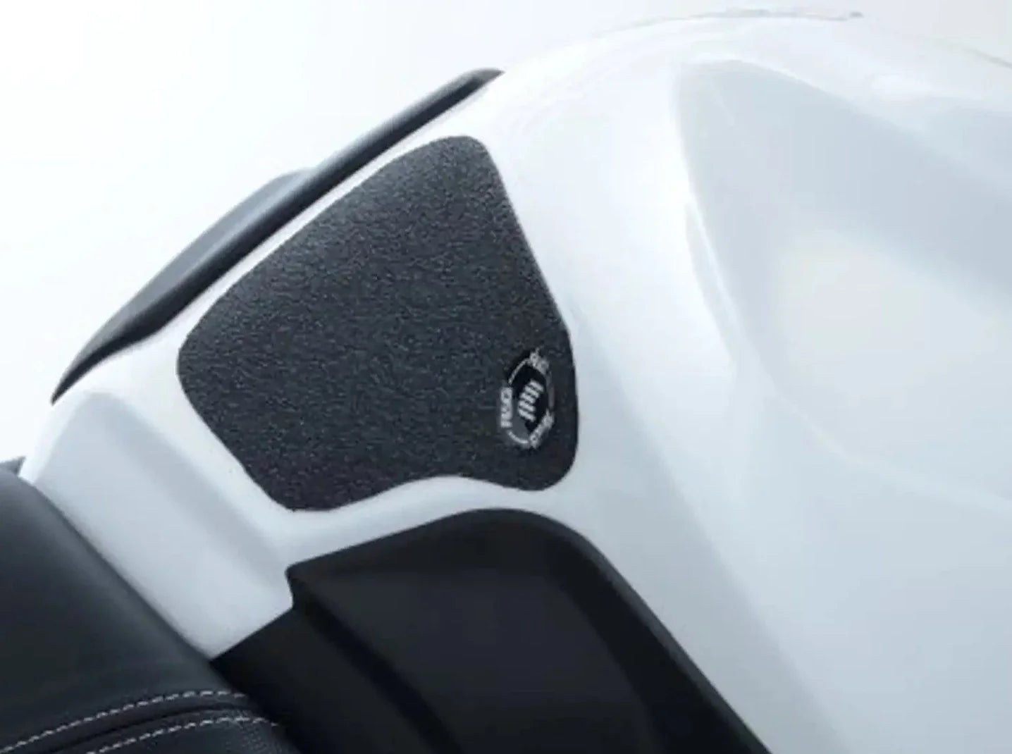 EZRG808 - R&G RACING Triumph Tiger 800 XCX / XRX / XCA Fuel Tank Traction Grips