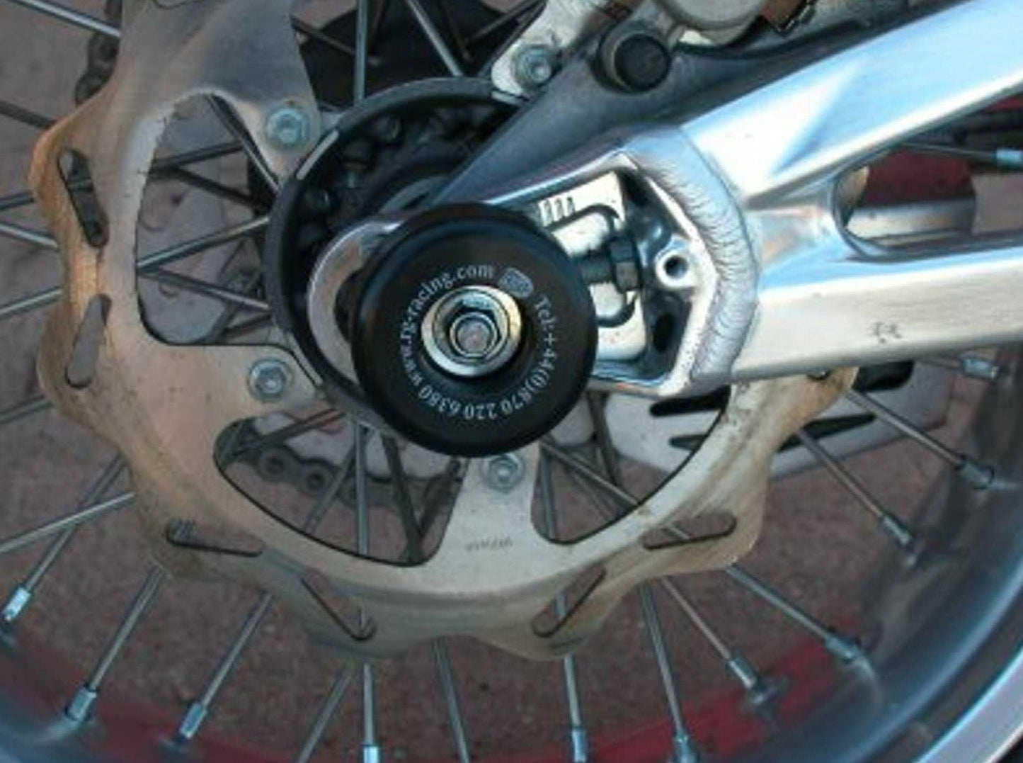 SP0013 - R&G RACING Aprilia SXV450 / 550 / Shiver Rear Wheel Sliders (swingarm)