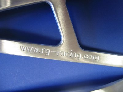 EH0029 - R&G RACING Yamaha YZF-R6 (99/02) Exhaust Hanger