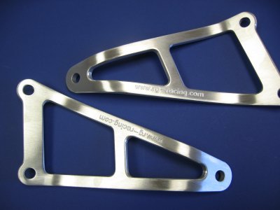 EH0029 - R&G RACING Yamaha YZF-R6 (99/02) Exhaust Hanger