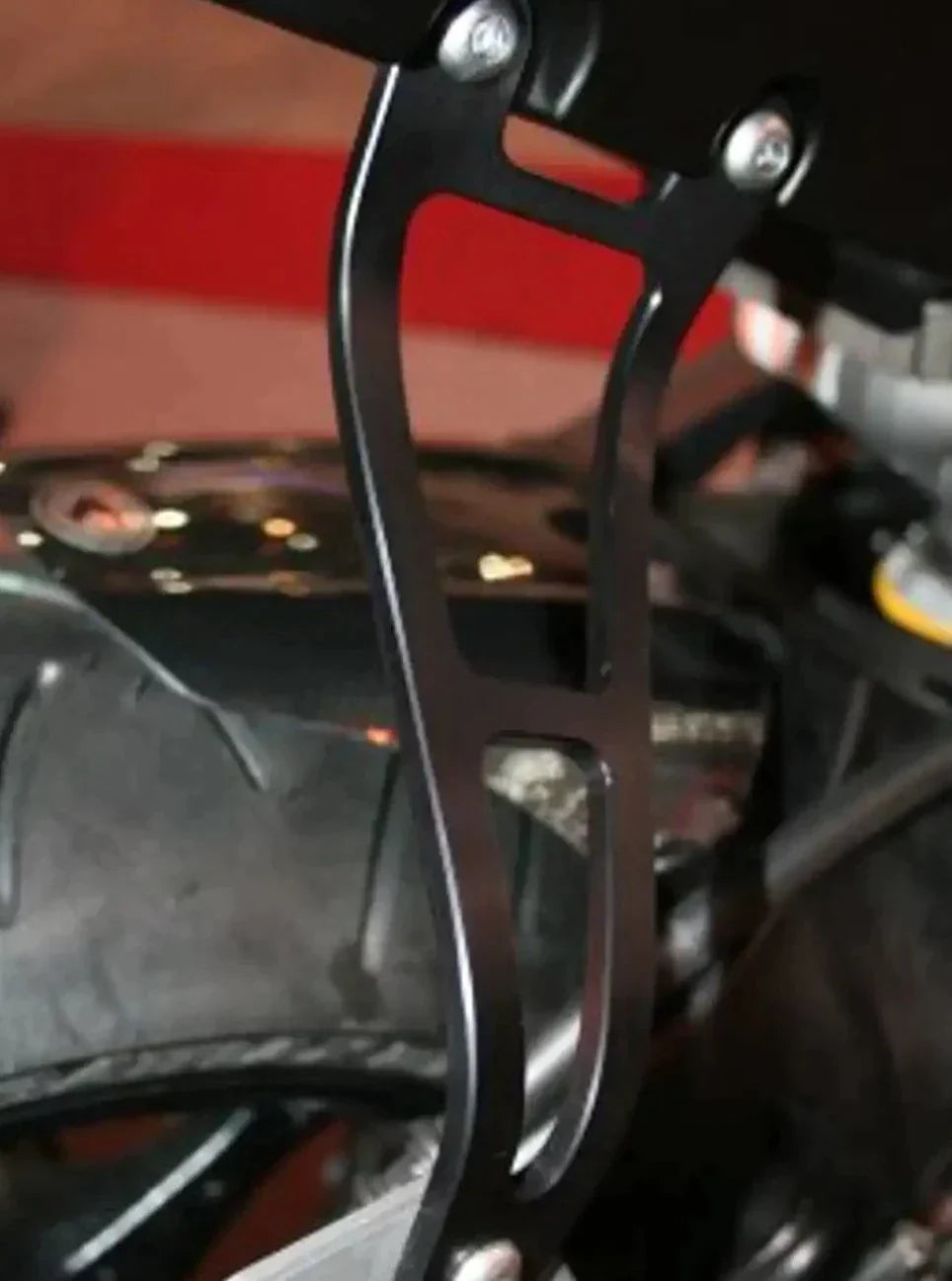 EH0011 - R&G RACING Kawasaki ZX-6R (98/99) Exhaust Hanger