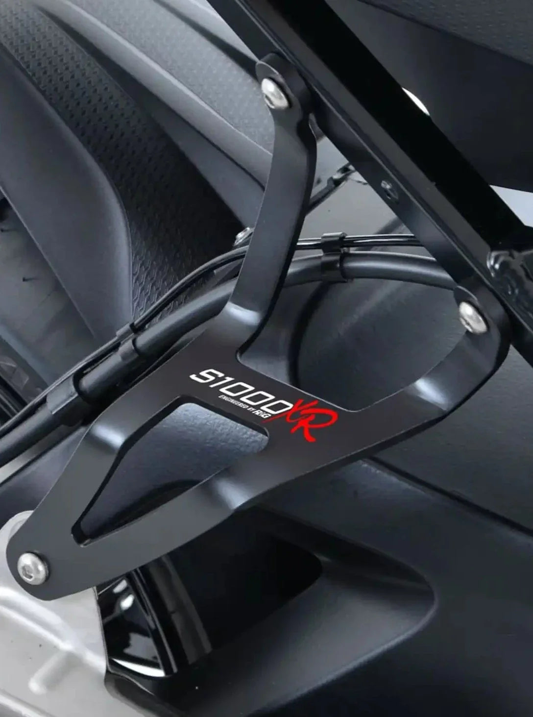 EH0064 - R&G RACING BMW S1000XR (15/19) Exhaust Hanger & Blanking Plate Kit
