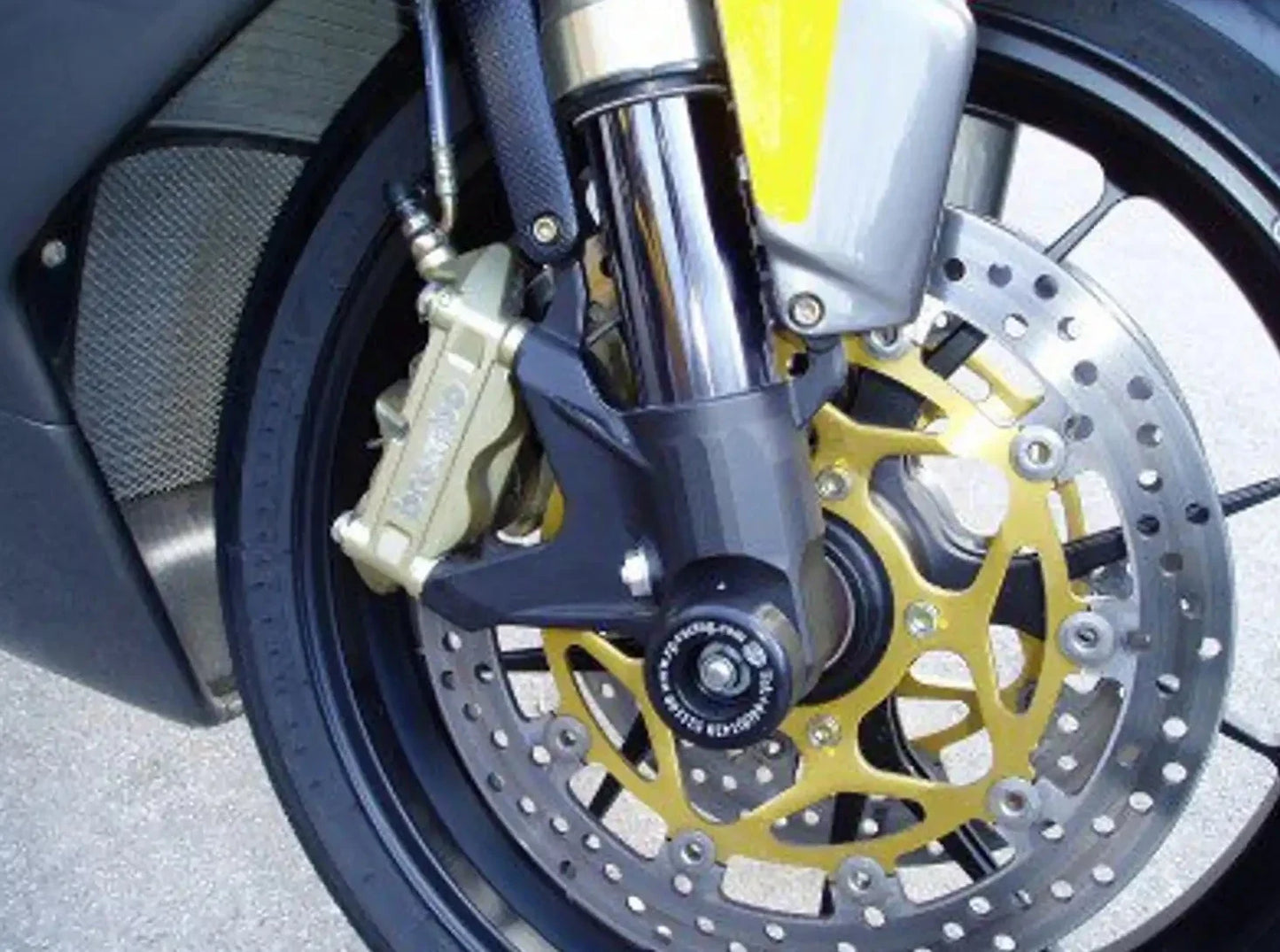 FP0064 - R&G RACING MV Agusta F4 1000R / Brutale 910R Front Wheel Sliders