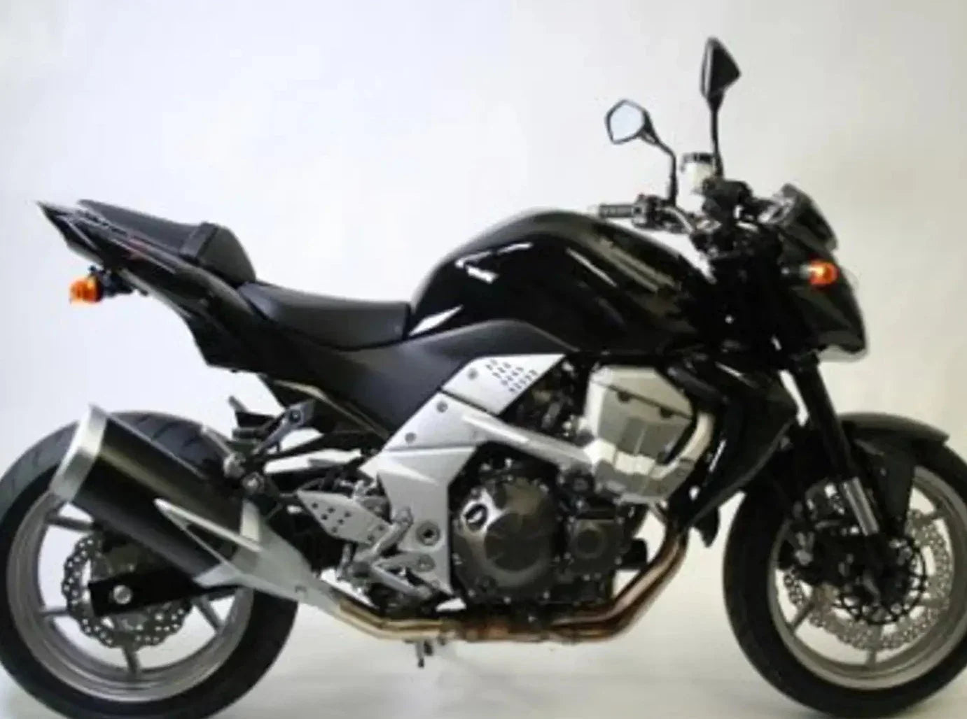 FP0068 - R&G RACING Kawasaki Z750 / S (06/13) Front Wheel Sliders