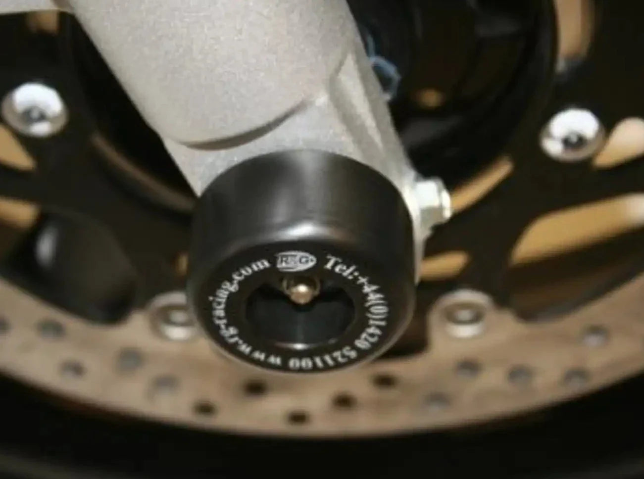 FP0071 - R&G RACING Suzuki Bandit 650 / GSX650F Front Wheel Sliders