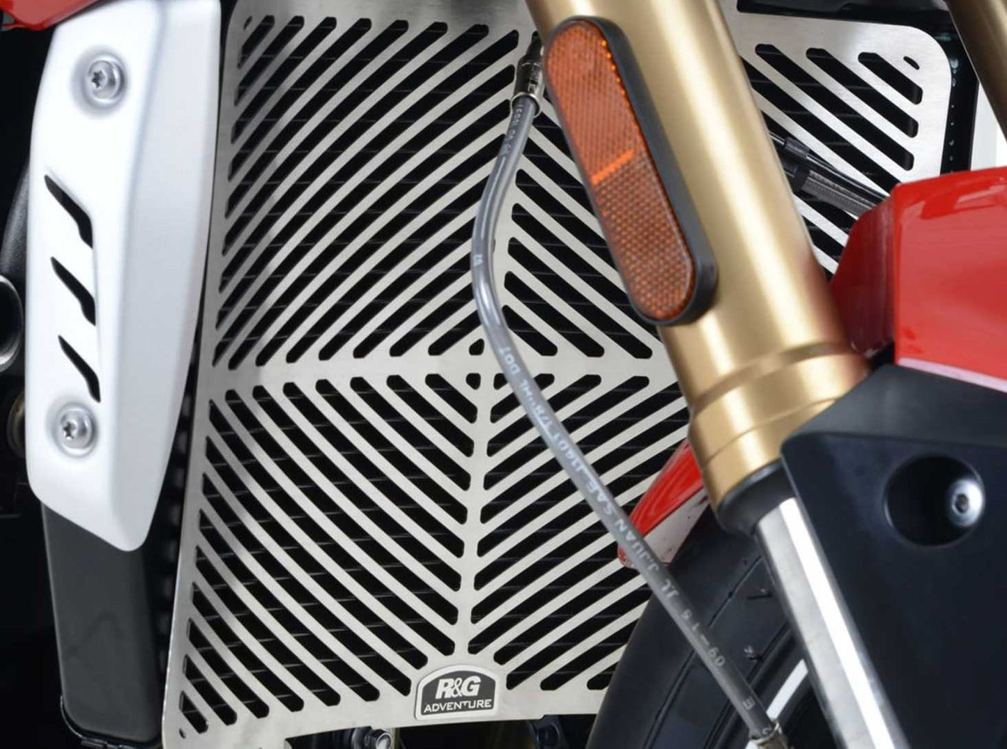 SRG0045 - R&G RACING Triumph Speed Triple S / R / RS Radiator Guard (steel)