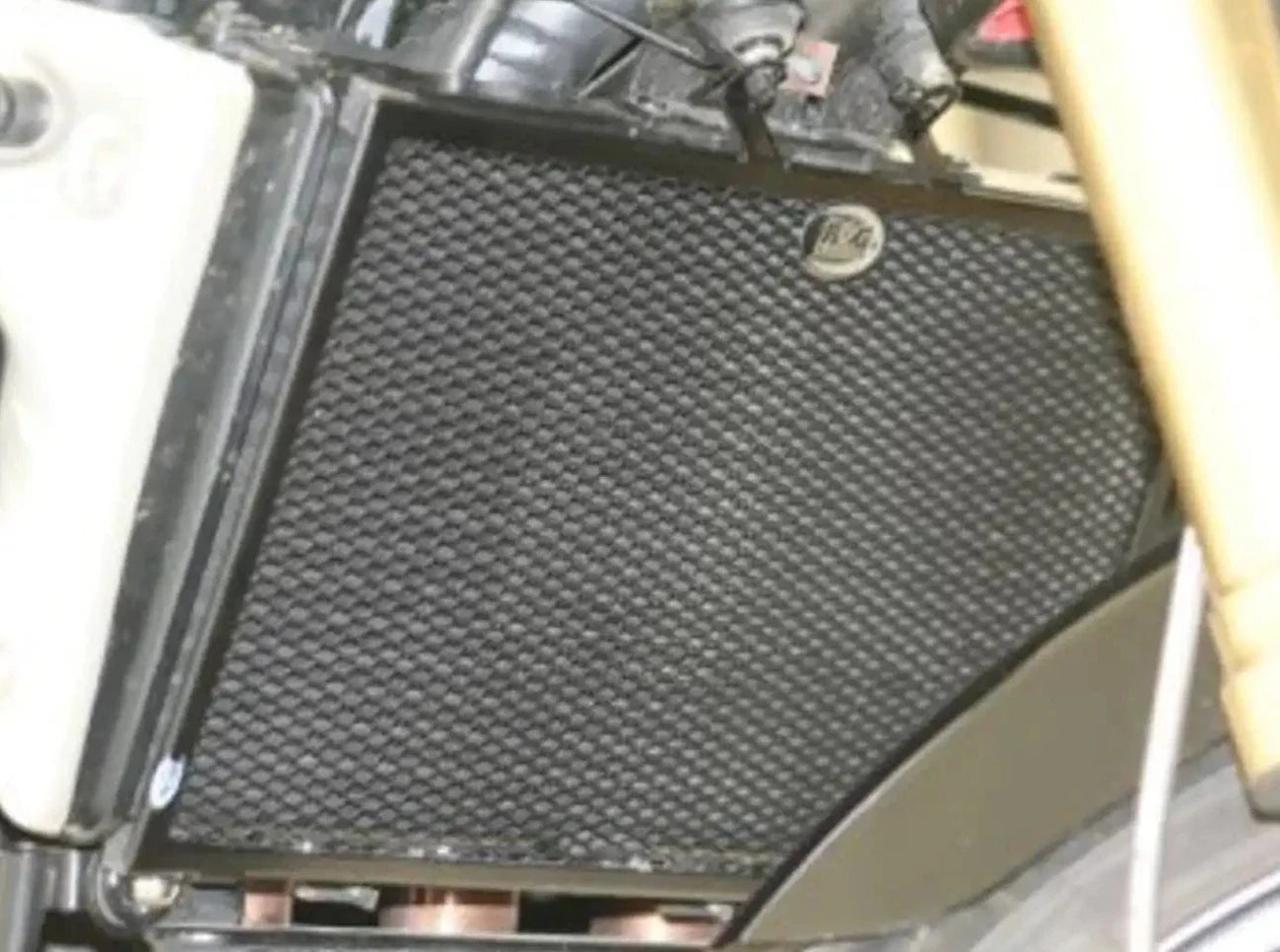 RAD0072 - R&G RACING Yamaha YZF-R1 / SP (04/06) Radiator Guard