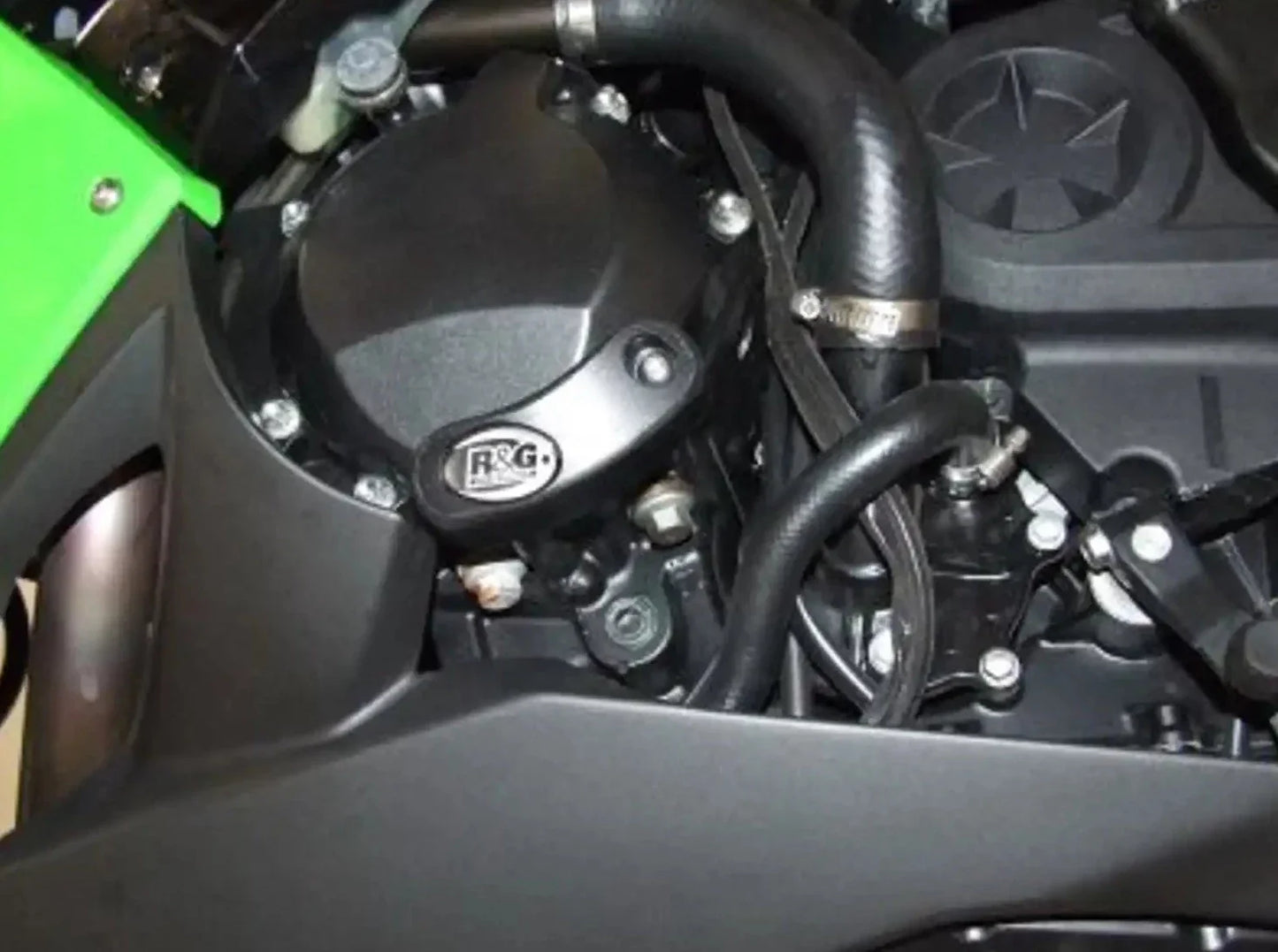ECS0022 - R&G RACING Kawasaki ZX-10R (08/10) Engine Case Slider (left)