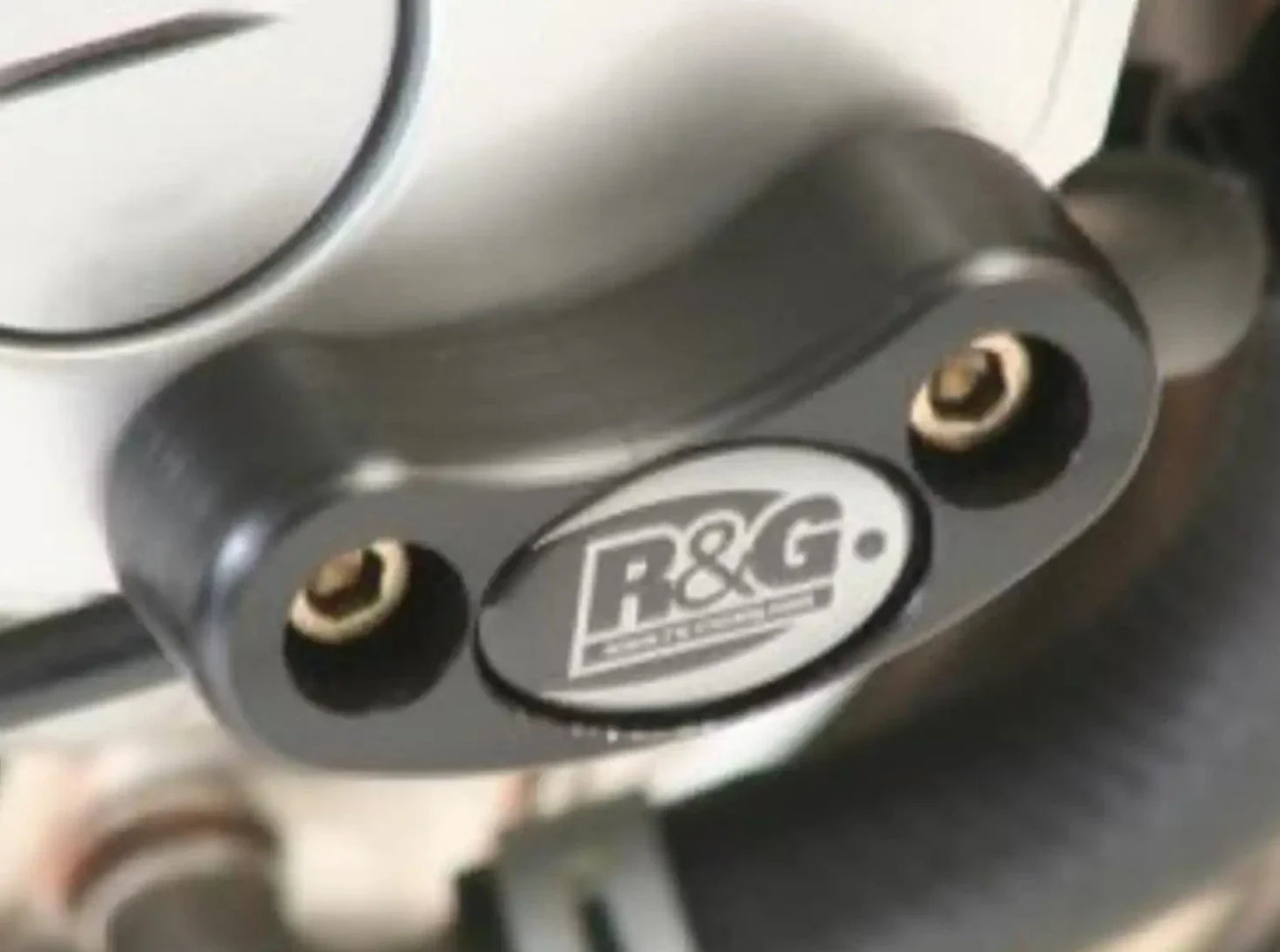 ECS0038 - R&G RACING Yamaha FZ1-S / N / FZ8 Engine Case Slider (right)