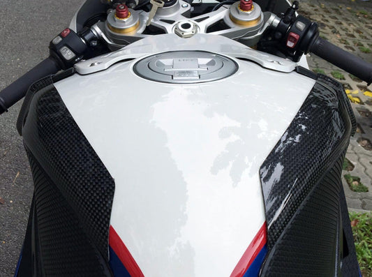 CARBON2RACE BMW S1000RR (09/16) Carbon Fuel Tank Sliders