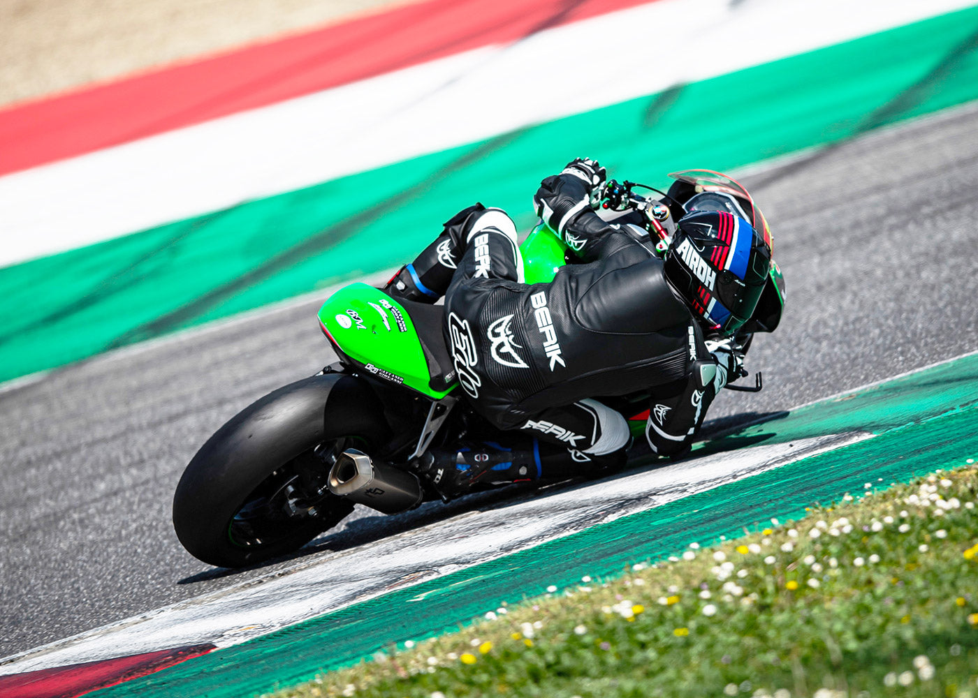 SPARK Kawasaki ZX-6R (2009+) Full Titanium Exhaust System "Force" (racing)