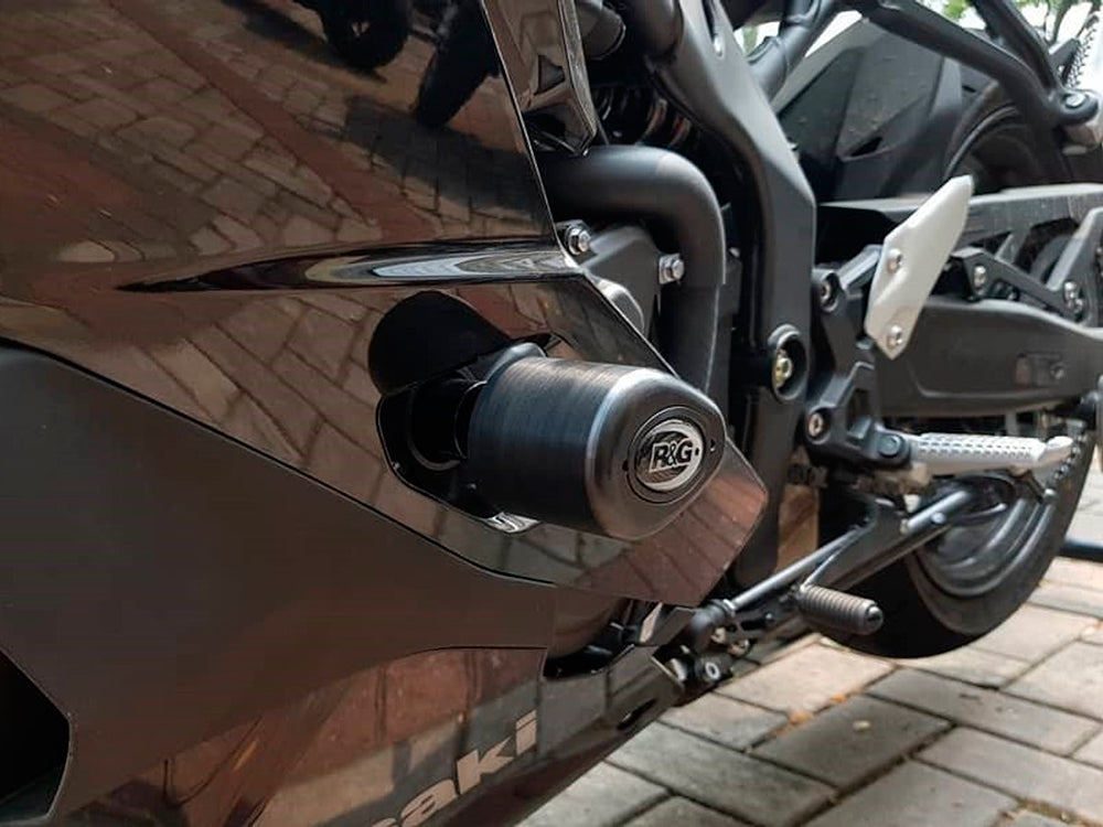 CP0504 - R&G RACING Kawasaki ZX-25R (2020+) Frame Crash Protection Sliders "Aero"