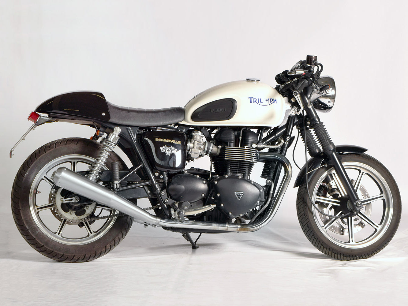SPARK Triumph Bonneville (09/16) Double Slip-on Exhaust "70's"