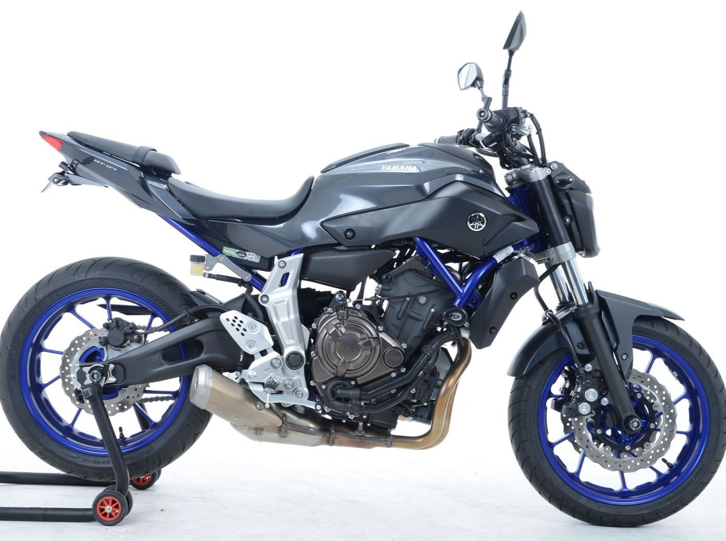 CP0365 - R&G RACING Yamaha MT-07 / FZ-07 / Tracer 700 / XSR700 Frame Crash Protection Sliders "Aero"